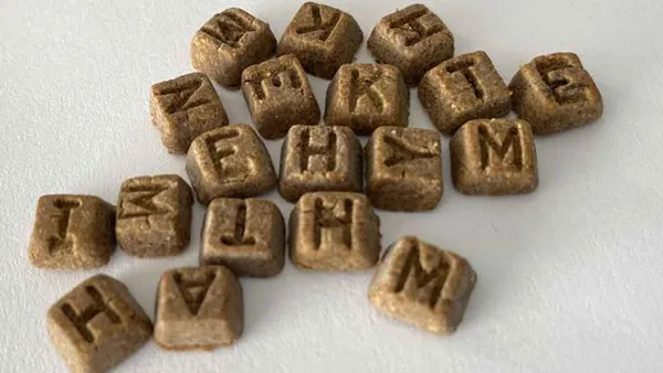 Cold pressed pet food
